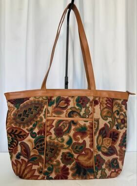 Vintage 80s Floral Paisley Tapestry Tote Bag Carpet Bag Taiwan R.O.C.
